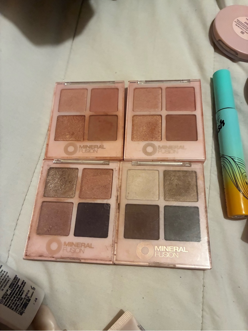 Makeup Lot - Picture 4 of 14